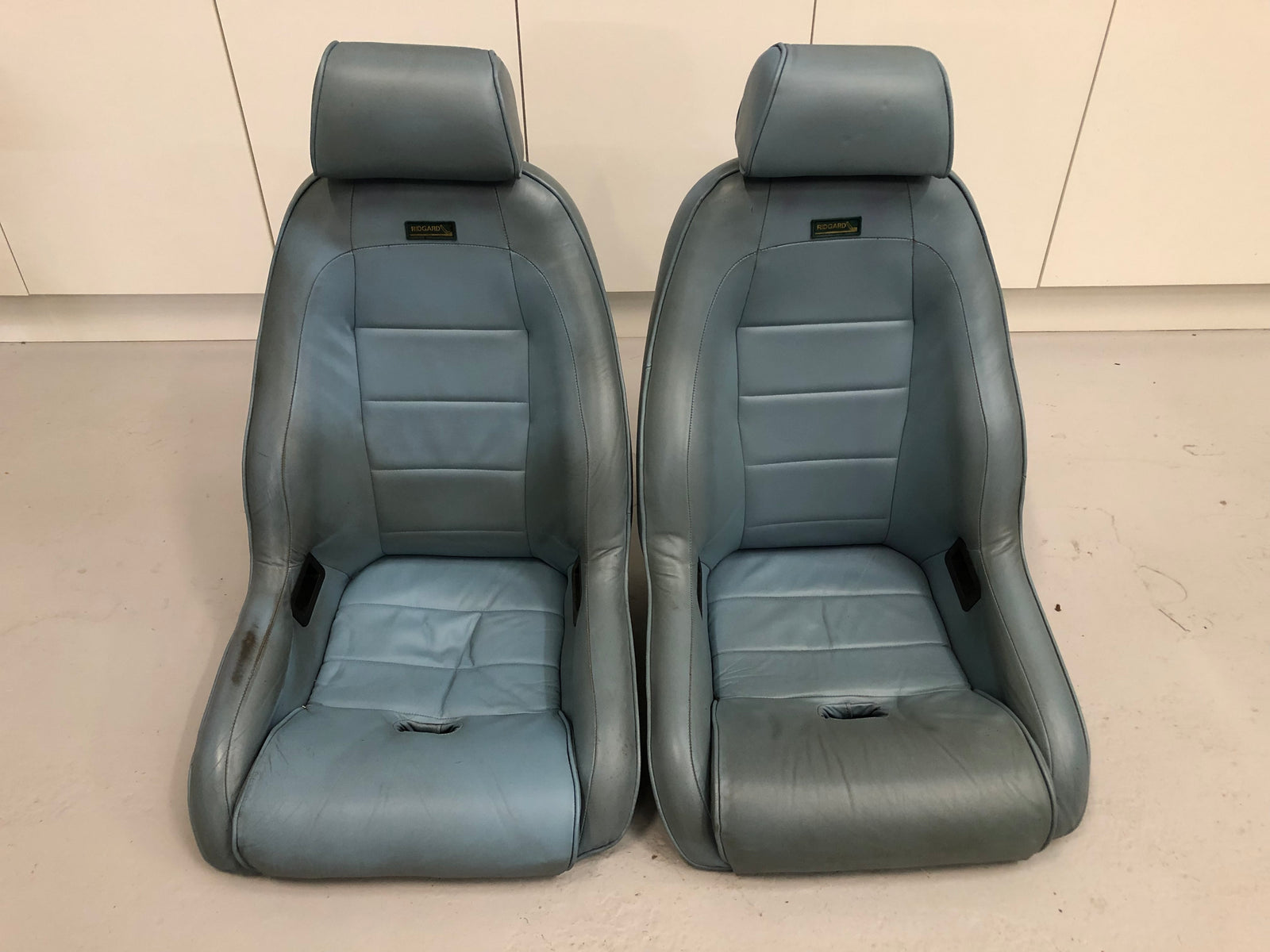 Leather car seat paint kit hotsell
